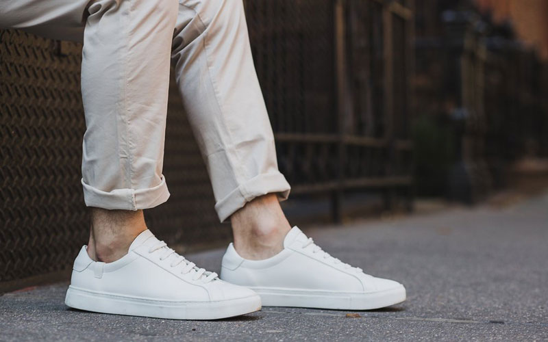 Associez-le à des baskets pour créer des looks de tous les jours